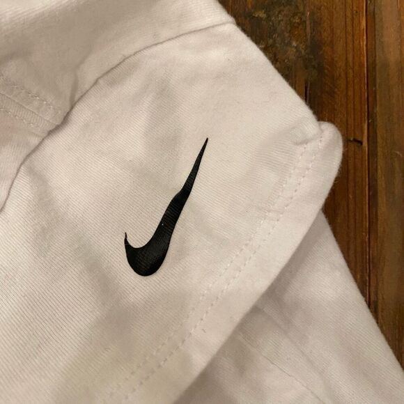 The Nike Tee White Leopard Cheetah Accent Size 4T - Picture 5 of 7